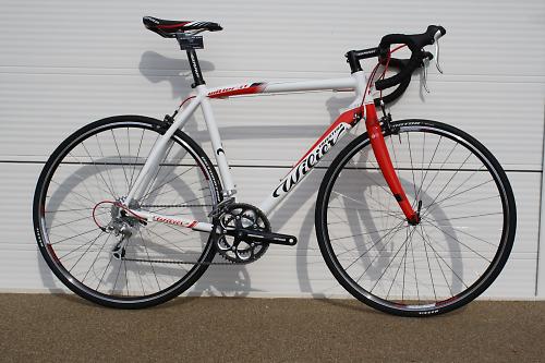 First look – Wilier 2012 New Zero 7 top end road bike + new flat